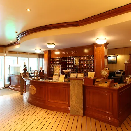 Strandperle فندق 5*